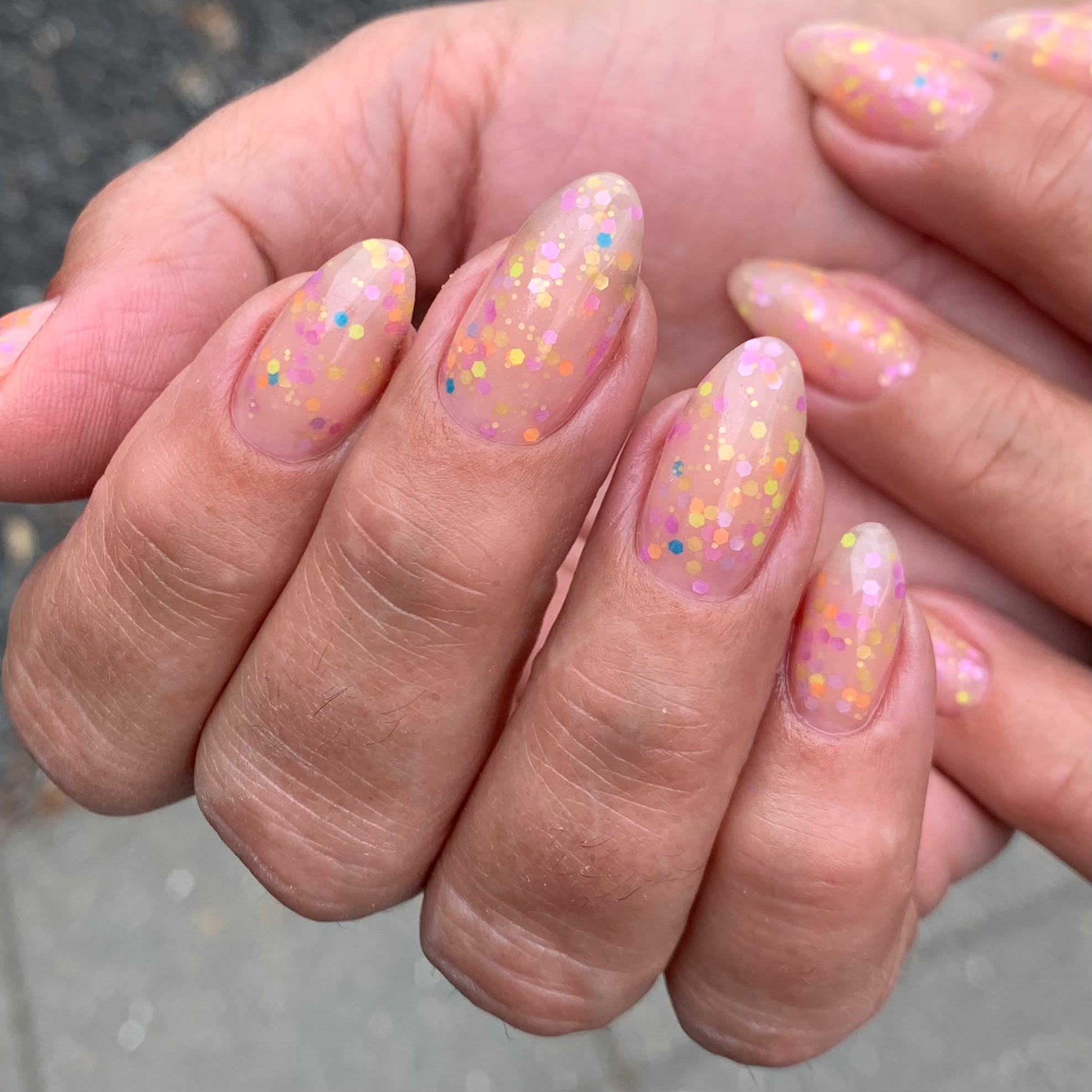 En af de nye sommerfarver 💙🩷🧡💜💛
#semilacnails #semilac #lovelynailsdk #salonnails #naillove #nailswagg #nailtechlife #nailtech #negleneglenegle #negletekniker #negledesign #neglesalon #negle #nailsdenmark #gelnail #gelpolish #gelnails #gelenegle #nailsdesign #naildesign #nailsofinstagram #nailsnailsnails #nailsoftheday #nailsonfleek #nailstagram #nailsart #nails